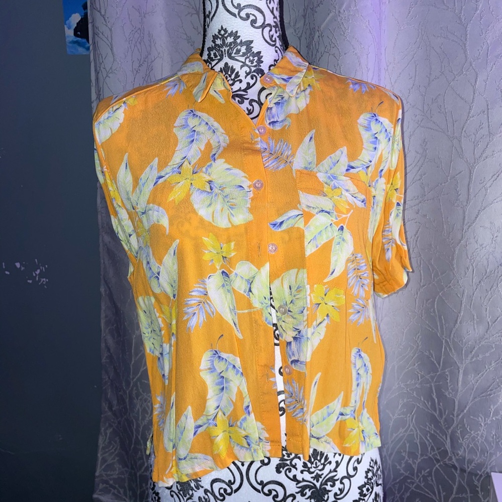 Yellow floral bottom up